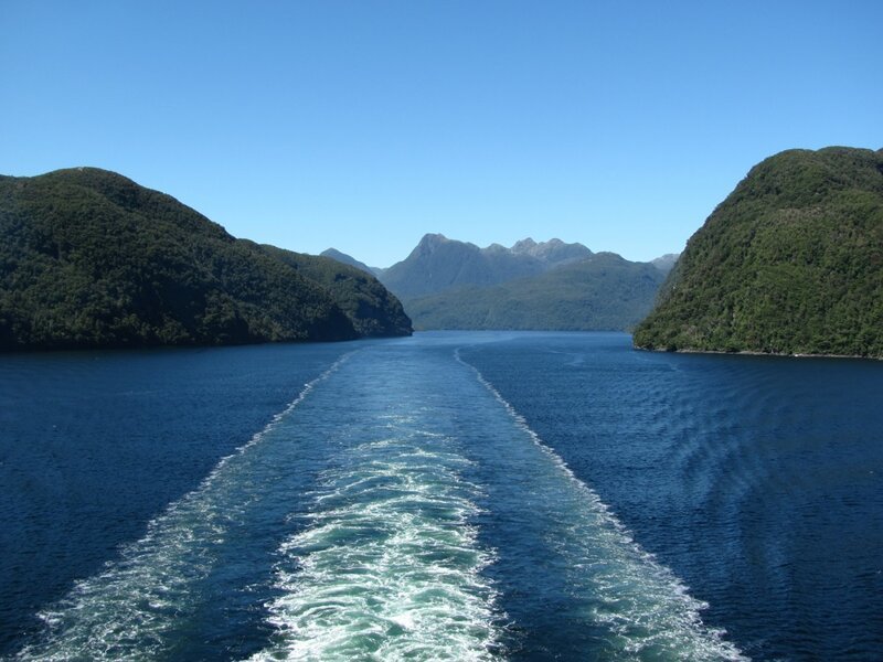 Новозеландские фьорды Dusky Sound, Thompson sound и Milford Sound