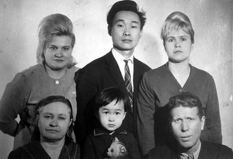 Семейное фото Виктора Цоя. 