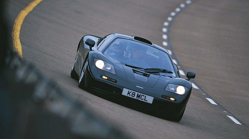 McLaren F1 был быстрейшим серийным автомобилем в мире с 1993 по 2005 год!