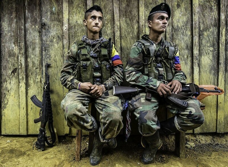 Как колумбийская армия отправила своим пленным солдатам зашифрованное сообщение через поп-песню