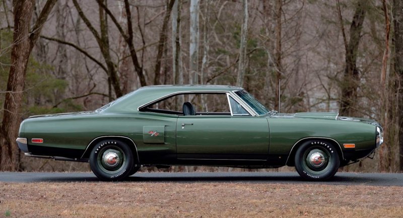 Один из четырех: на торги выставили редчайший Dodge Hemi Coronet R/T 1970
