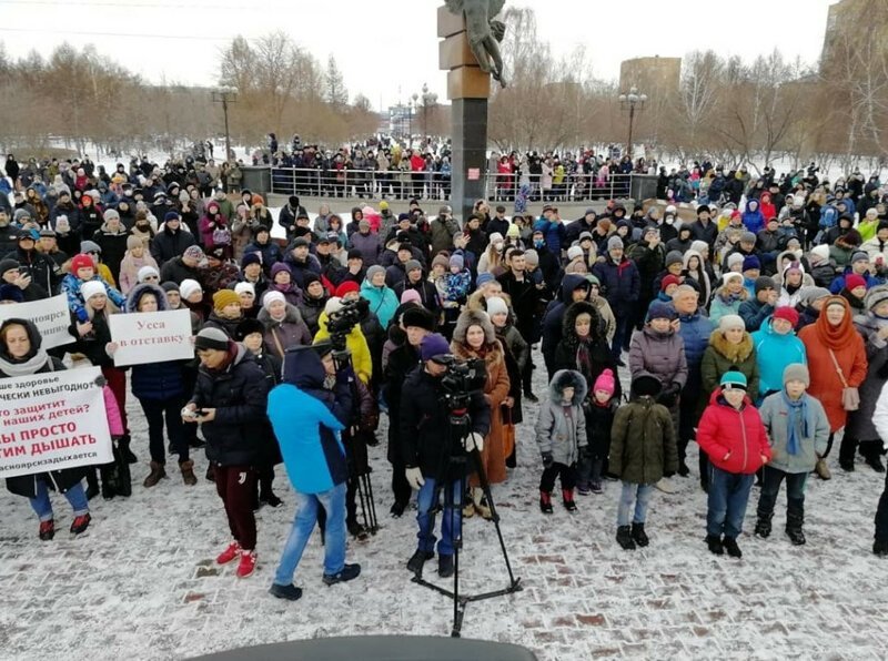 В Чите на митинг в поддержку президента РФ пришло восемь человек