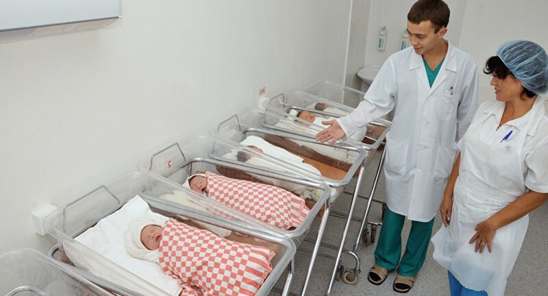 В Азербайджане катастрофически снизилось количество новорождённых девочек