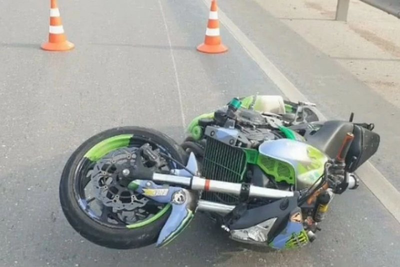 Авария дня. В Дагестане погиб мотоциклист и пострадал пешеход