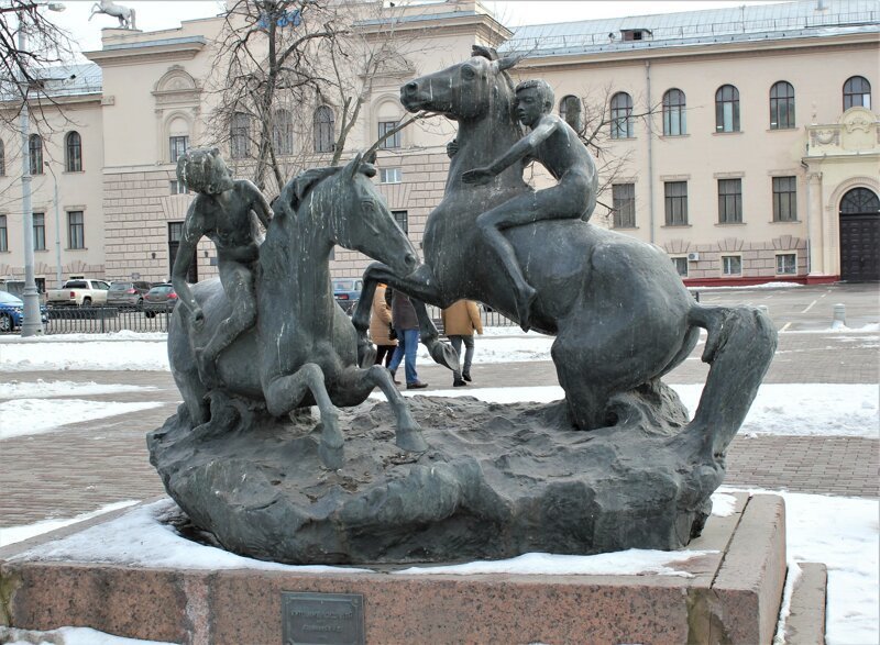 Москва лошадиная
