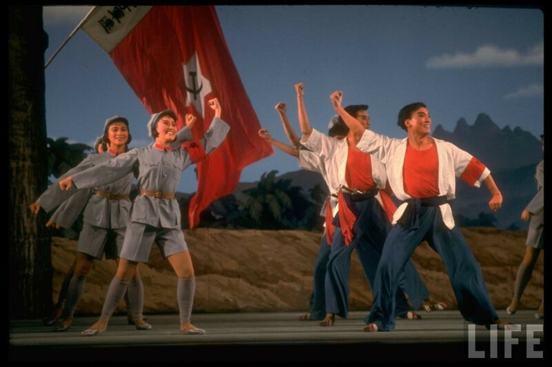 Красный отряд женщин  Балет Пекинского театра 1972 год.
