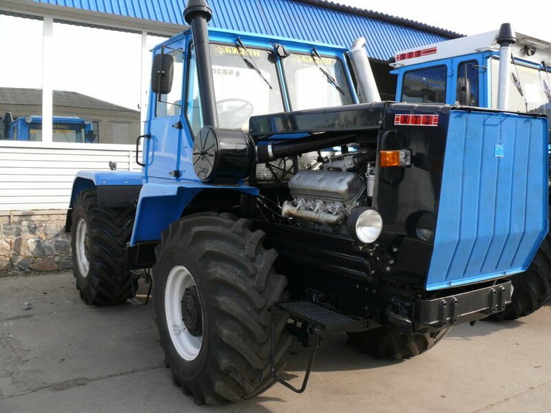 Российские автомобили Lada начали выпускать на украине