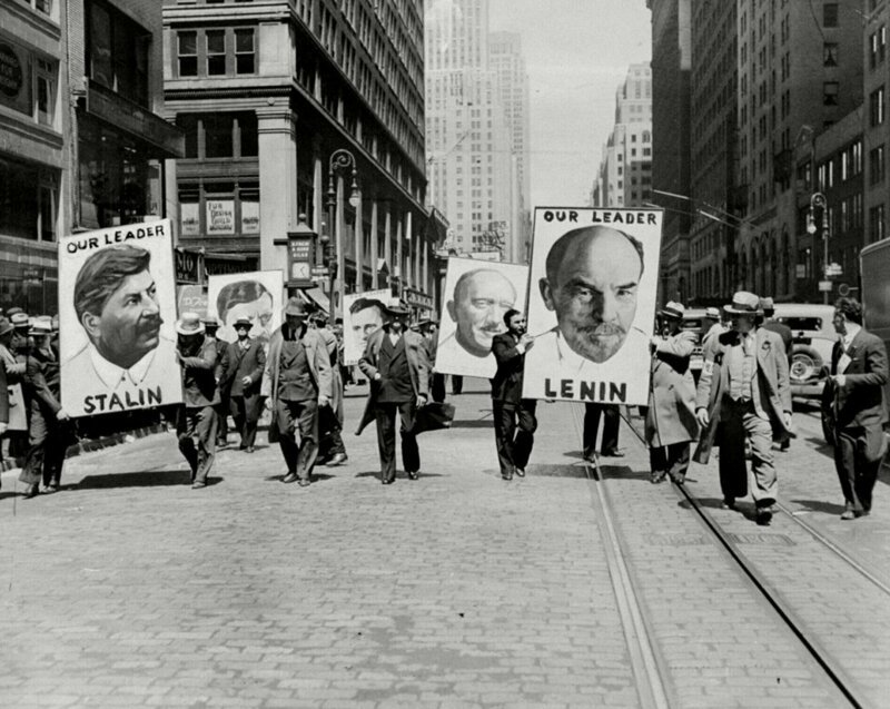 4. Первомайский марш коммунистов по Нью-Йорку, США, 1935 год