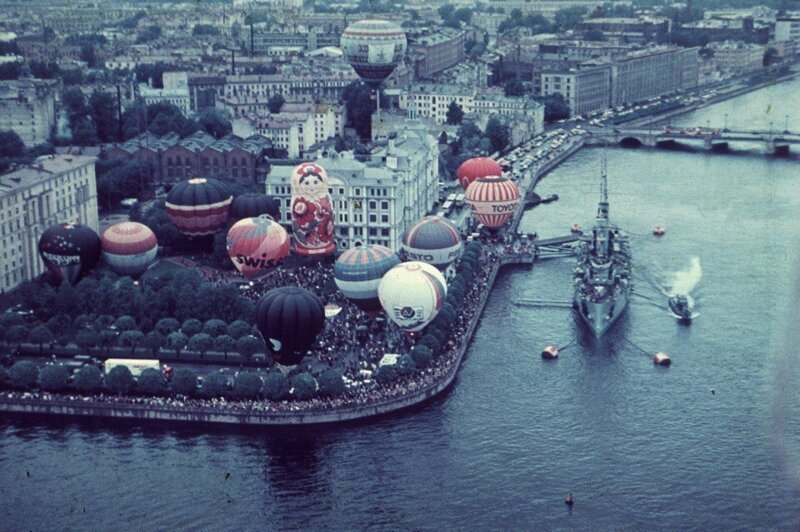 12. Фестиваль воздушных шаров, который проходил в Ленинграде в 1990 год