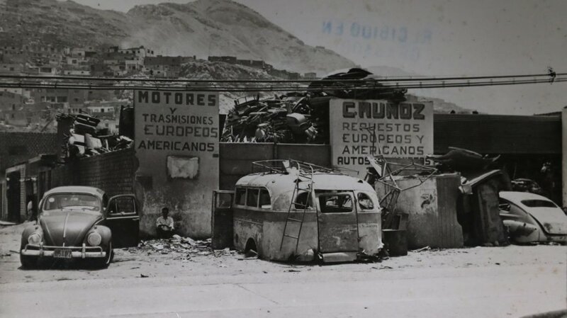 9 марта 1970 года. Перу, Лима, Проспект Авиации. «Неформальные» магазины по продаже автозапчастей.