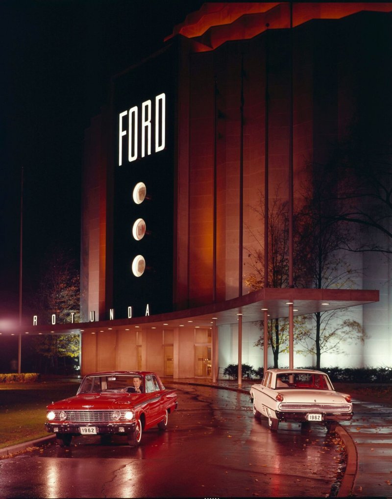 Ford Rotunda — сгоревший символ компании