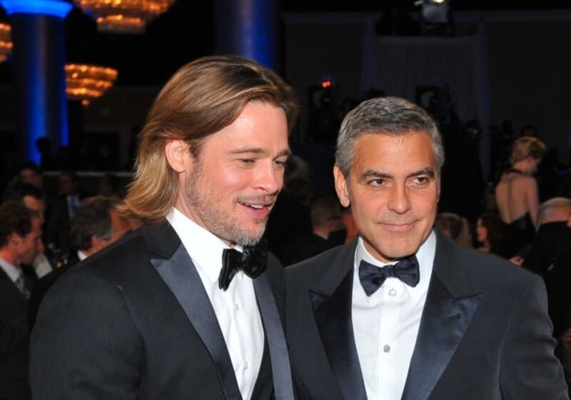 В кадре красавчик Питт и на тот момент еще завидный холостяк Джордж Клуни в 2012 году на церемонии «Золотой глобус».