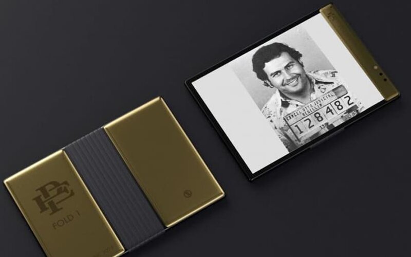 Рекламная картинка смартфона Escobar Fold 1