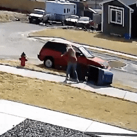 Женский образ в гифках