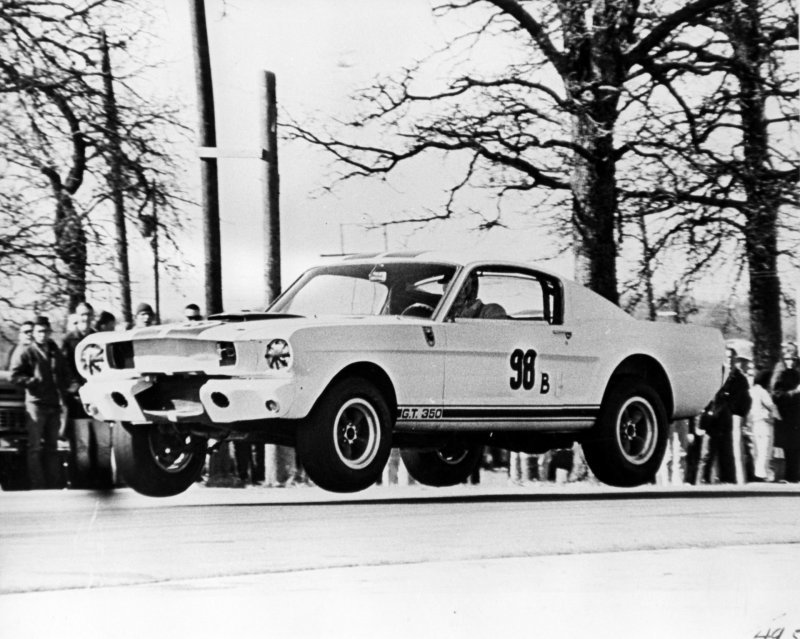 Гоночный Ford Mustang Shelby Кена Майлза уйдет с молотка