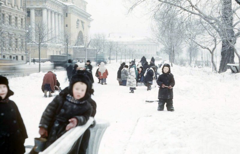Фотографии былых времён СССР в 1955 году