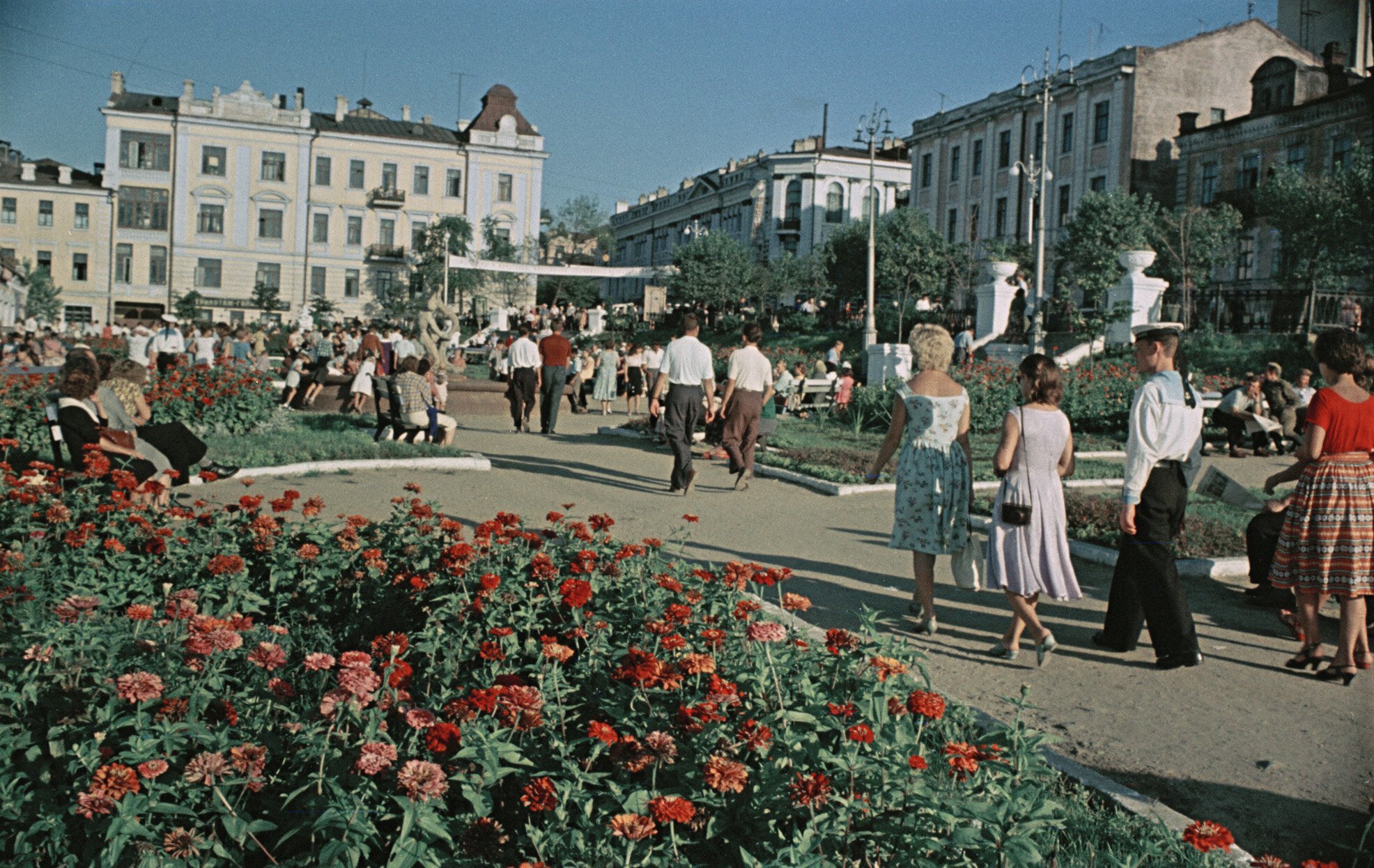 Фотографии былых времён СССР в 1955 году.