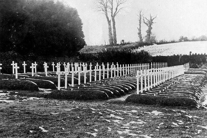 Могилы американских солдат, умерших от гриппа в Девоне, Англия, 8 марта 1919