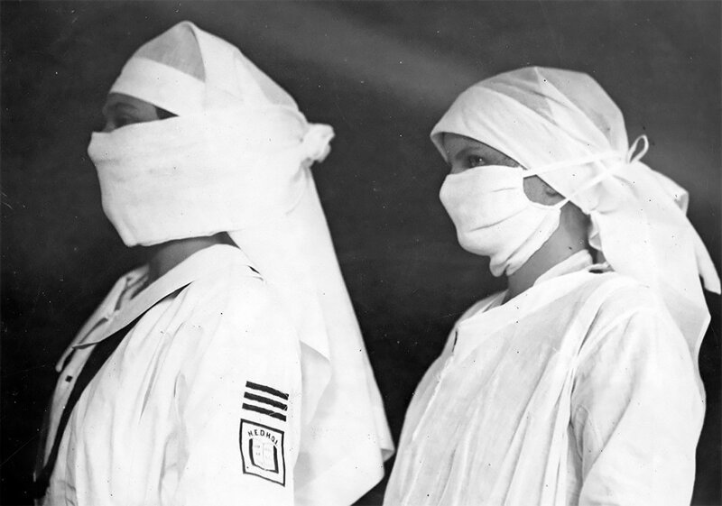 Медсестры одной из больниц Бостона, весна 1919