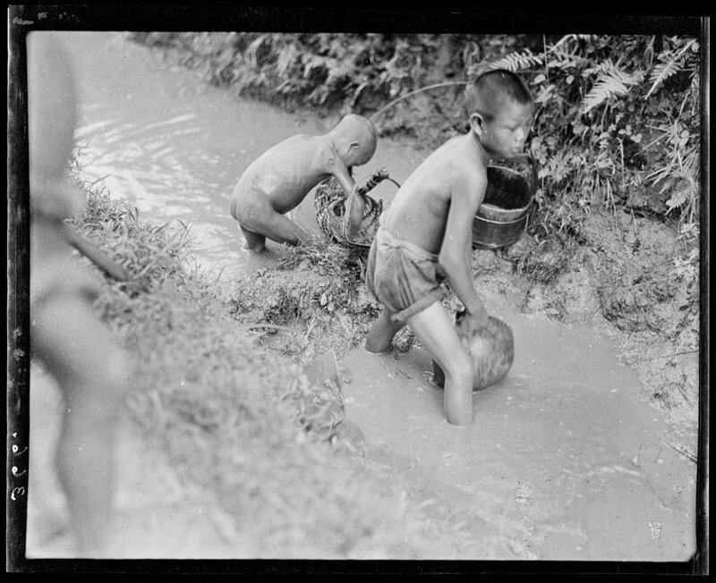 Мальчики ловят рыбу, Синьду Сянь, 1917-1919
