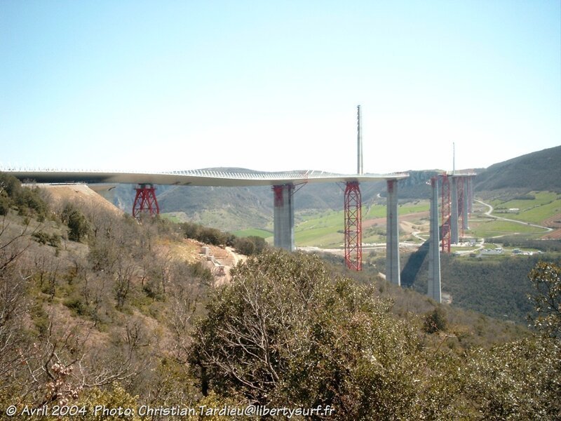 Как строили самый высокий мост в мире