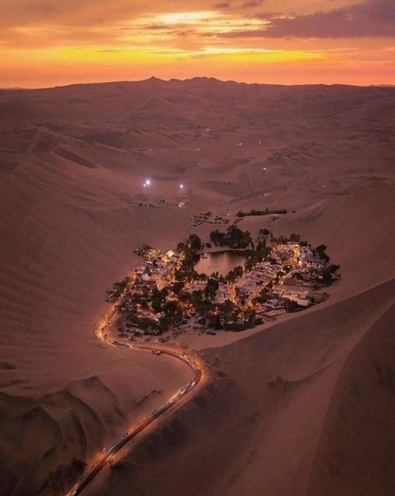 Оазис в пустыне в Перу