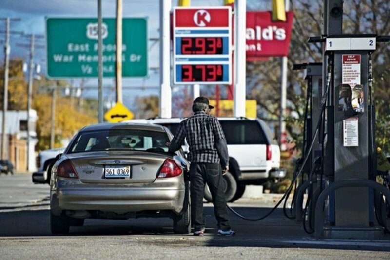 Несуразица цен: бензин в США по 17,5 руб., в РФ — по 45,9 руб
