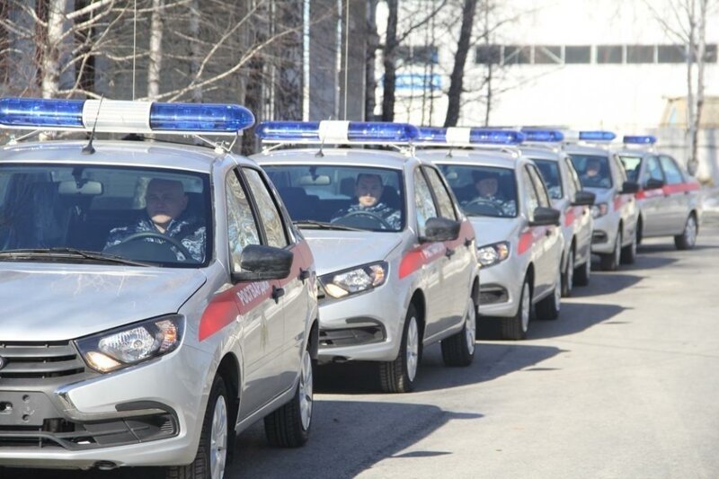 Новые служебные автомобили получили сотрудники тюменской вневедомственной охраны
