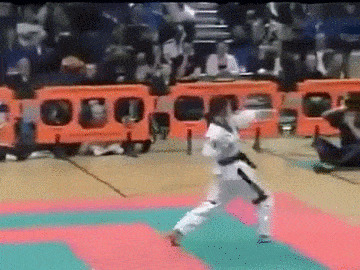 - Нее, не хочу с такой знакомится