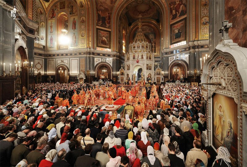 Не смотря на карантин, РПЦ отказались закрывать церкви
