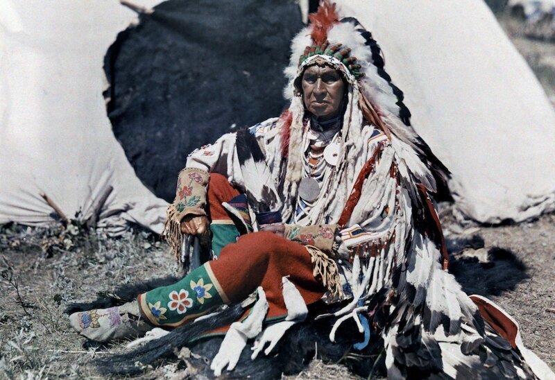 1927. Монтана – глава резервации индийцев Кроу. Автор фото: Эдвин Л. Вишерд