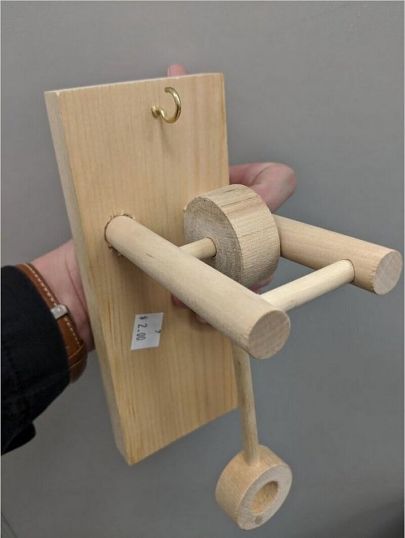 Странная деревянная штуковина за два бакса