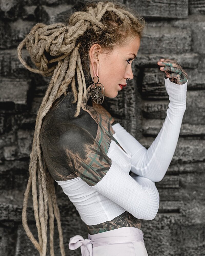 Анускатз - самая татуированная модель в Германии