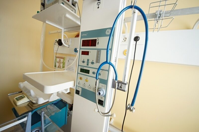 В роддоме кемеровской больницы открыты новые отделения для выхаживания новорожденных