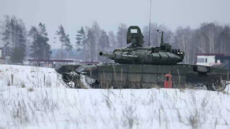 Десять модернизированных танков Т-72Б3М получила танковая дивизия ЦВО на Урале