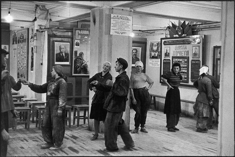 25 документальных фотографий Анри Картье-Брессона о советской жизни (1954 год)