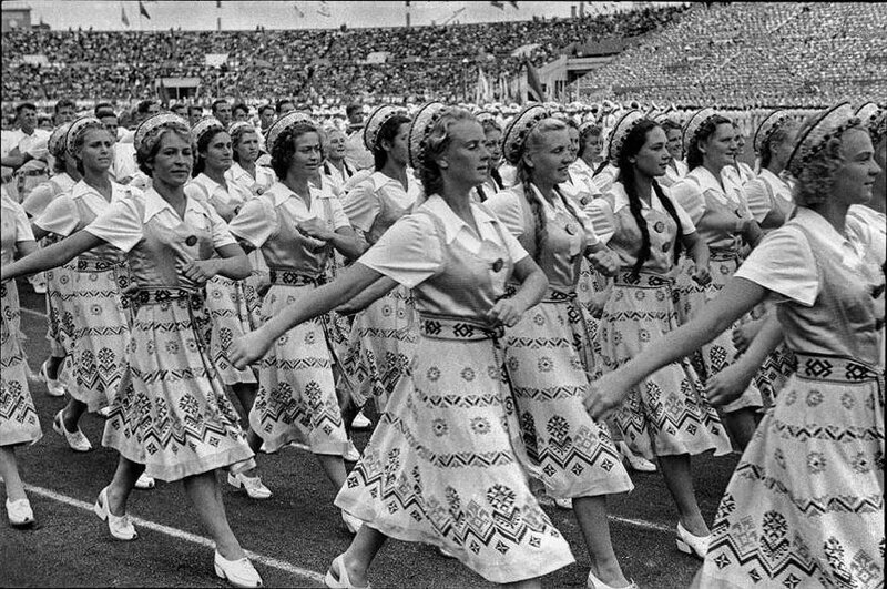 25 документальных фотографий Анри Картье-Брессона о советской жизни (1954 год)