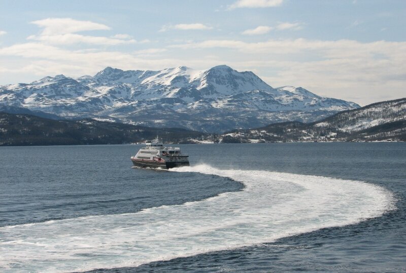 Hurtigruten. От Харстада до Финснесса