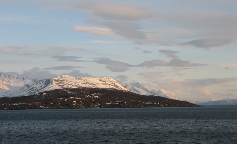 Северная Норвегия. В царстве снега и скал. Расхождение с паромом "Тролльфьорд"