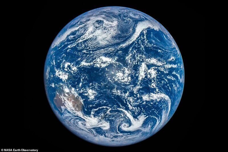 Снимок Земли со спутника DSCO, сделанный в марте 2016 года