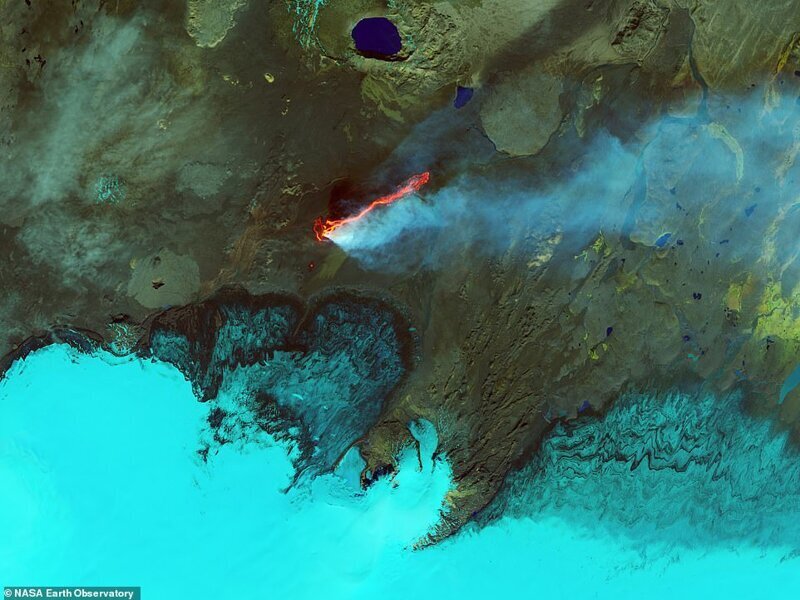 Извержение на лавовом поле в Исландии, сентябрь 2014 года, снимок со спутника Landsat 8
