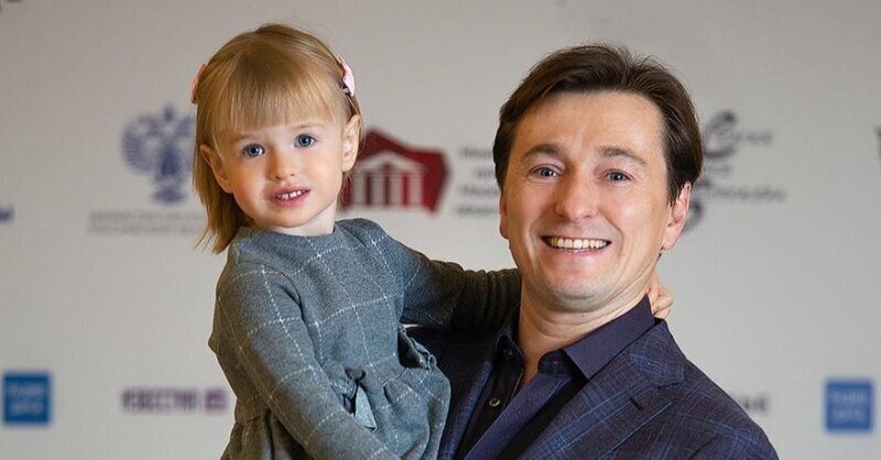 Сергей Безруков и дочь Маша.