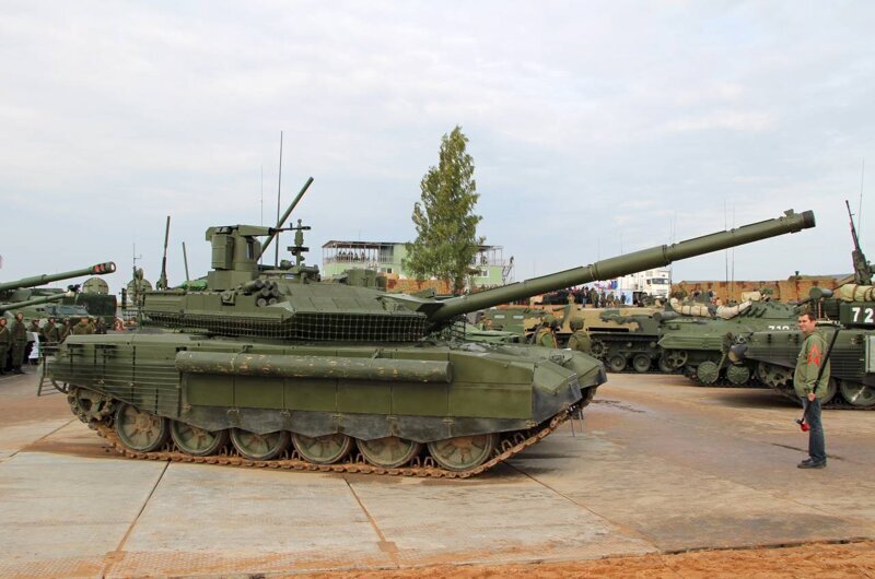 «Прорыв»: Т-90М скоро поставят в войска, чем этот танк лучше своих предшественников?