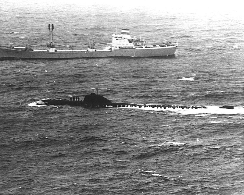 Как погибла атомная подводная лодка К-8. Подвиг моряков!