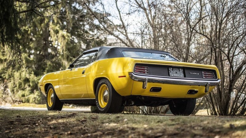 Plymouth Hemi ‘Cuda Convertible 1970-1971 – редчайший кабриолет эпохи маслкаров