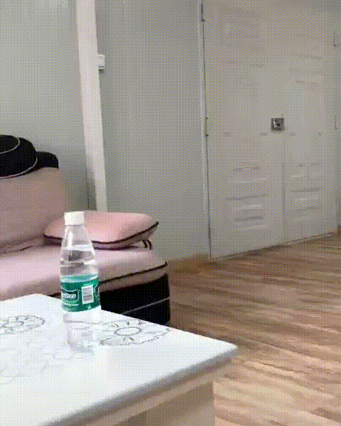 - Батя попросил воды принести 