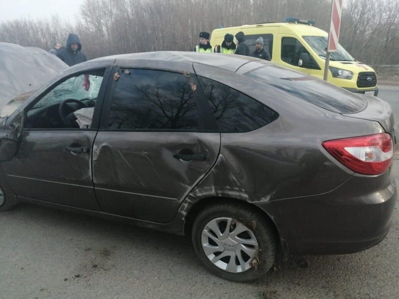 В Татарстане из-за грубого нарушение ПДД "Гранта" перевернулась на крышу