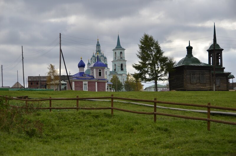 Поссия, немка и француз