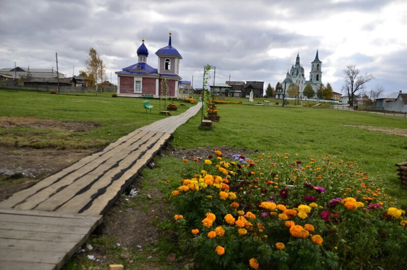 Поссия, немка и француз