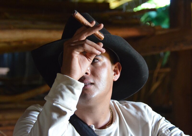 Как на Кубе делают сигары?